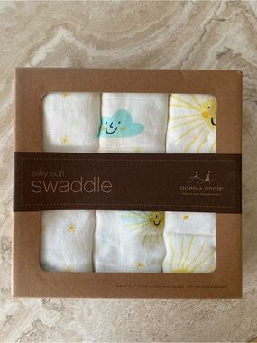 aden + anais NEW IN BOX Muslin Swaddle Set of 3
